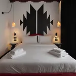 Bazaar Hotel