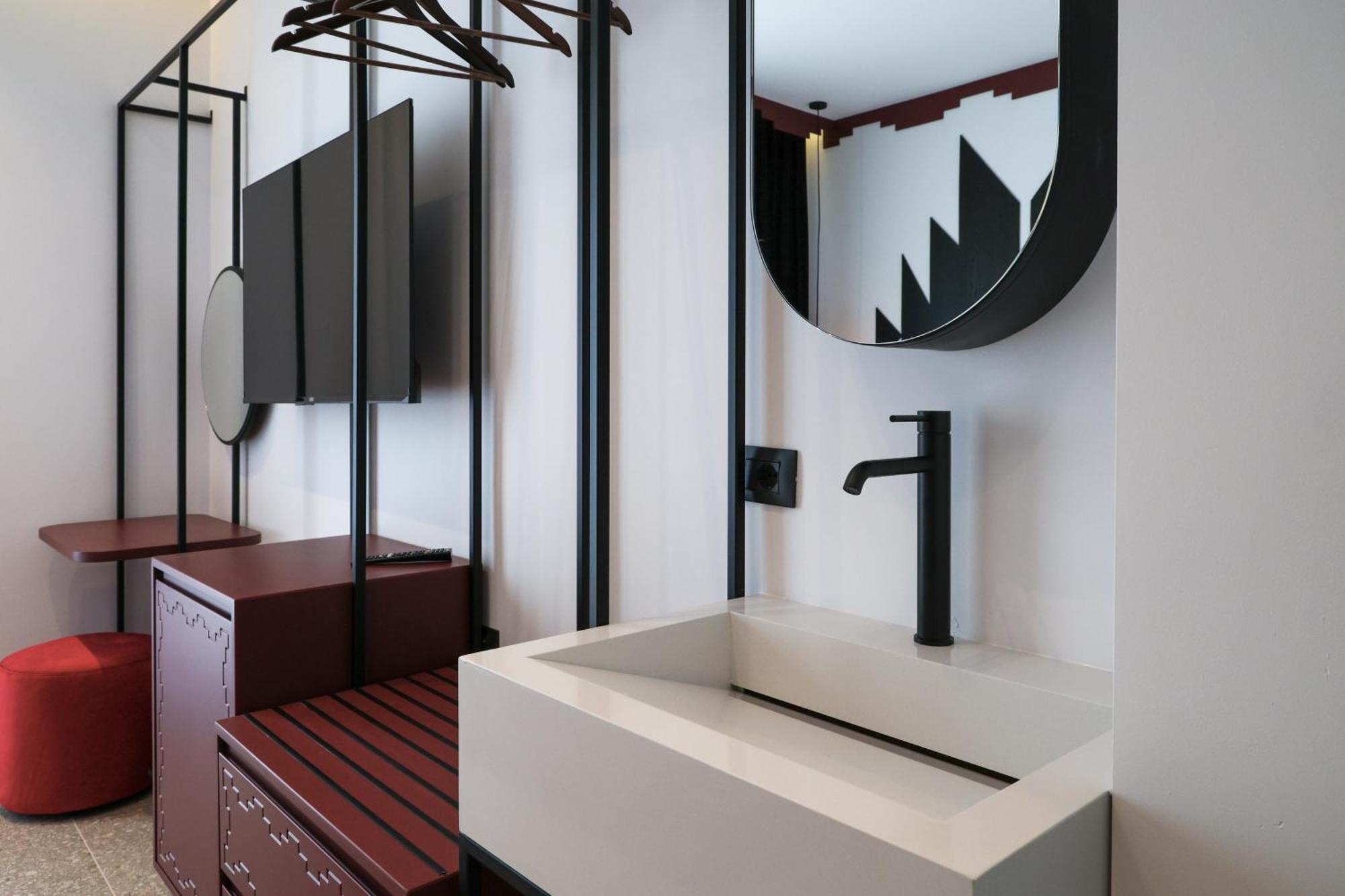 Bazaar 4*